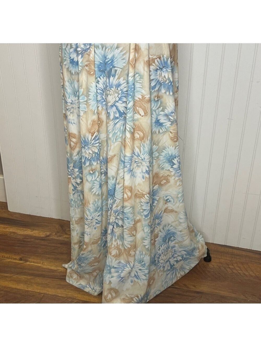 1970’s Floral Blue and Tan Women's Maxi Dress Size 10 - Picture 4 of 12